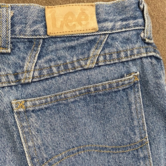 80s Lee Blue High Waisted Stonewash Mom Jeans Vintage Denim Tapered Leg Jeans - Picture 9 of 15